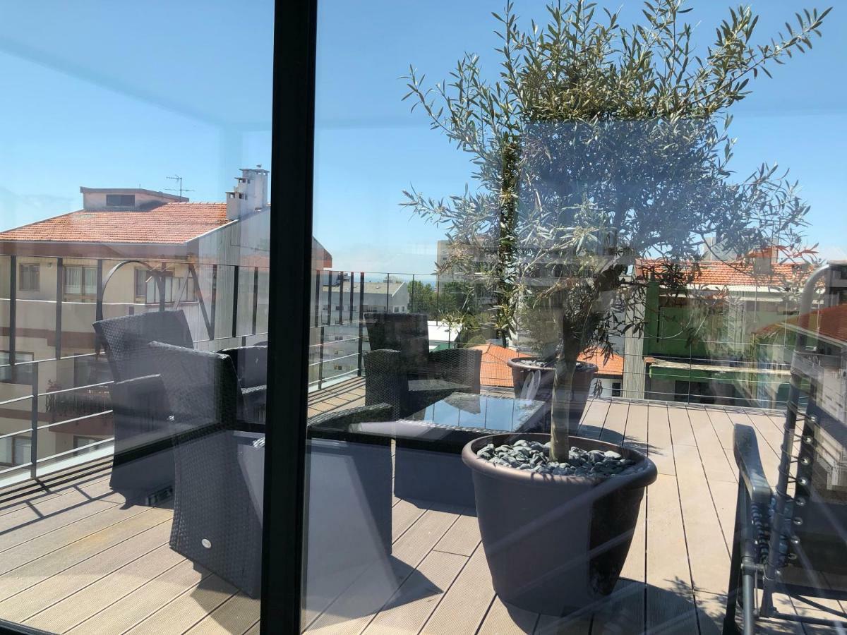 Studio di 70 m² in Appartamento con 1 bagno privato in zona Cedofeita OOporto Esterno foto
